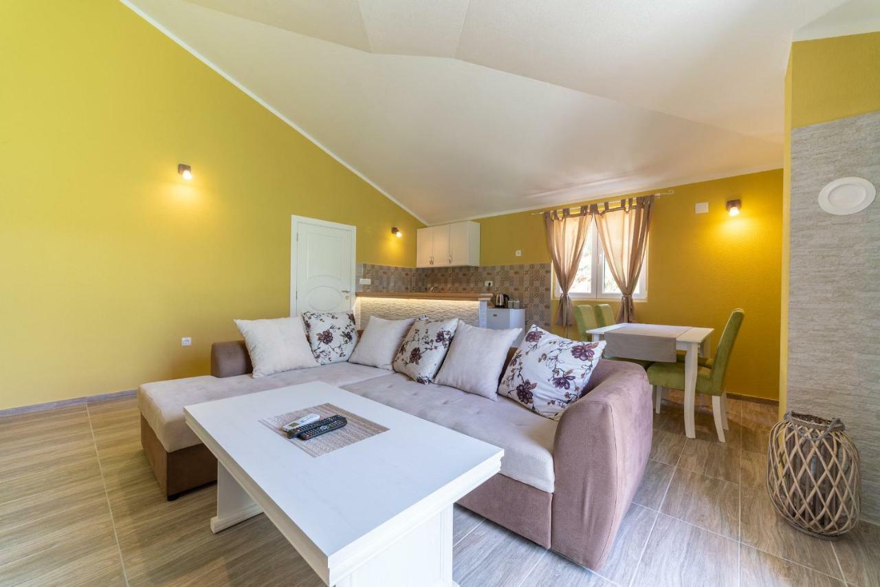 Apartments Kingfisher Virpazar Dış mekan fotoğraf